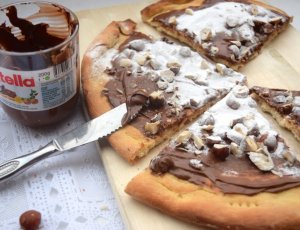 Nutella Pizza