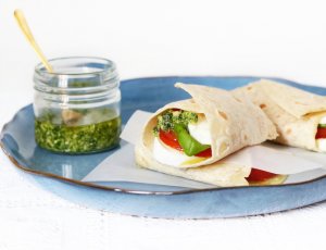 RECEPT CAPRESE WRAPS - CHICKSLOVEFOOD