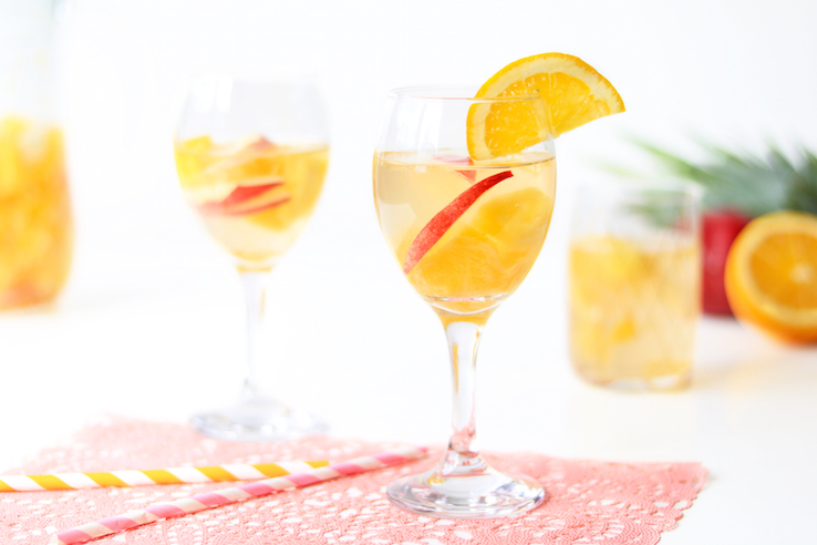 ZELF WITTE SANGRIA MAKEN - CHICKSLOVEFOOD