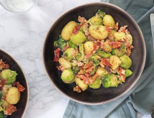 SPRUITJESSCHOTEL MET KRIELTJES EN PANCETTA - CHICKSLOVEFOOD