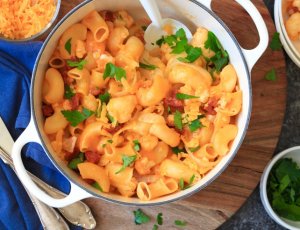 one pot macaroni met chorizo en bloemkool