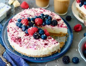 MonChou cheesecake met rood fruit en witte chocolade