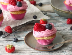 barbie-cupcake-3-chickslovefood