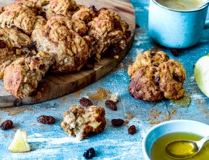 gezond breekbrood met appel en kaneel