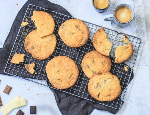 triple chocolate cookies