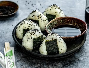Onigiri met tonijnsalade