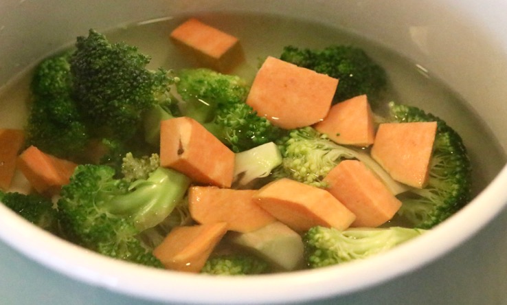 broccoli-en-zoete-aardappel - Chickslovefood.com