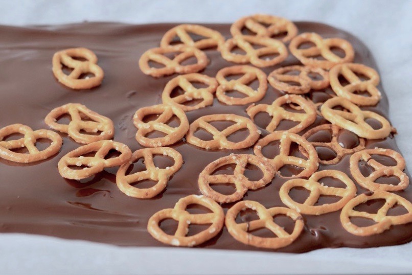 pretzels op chocolade CHICKSLOVEFOOD