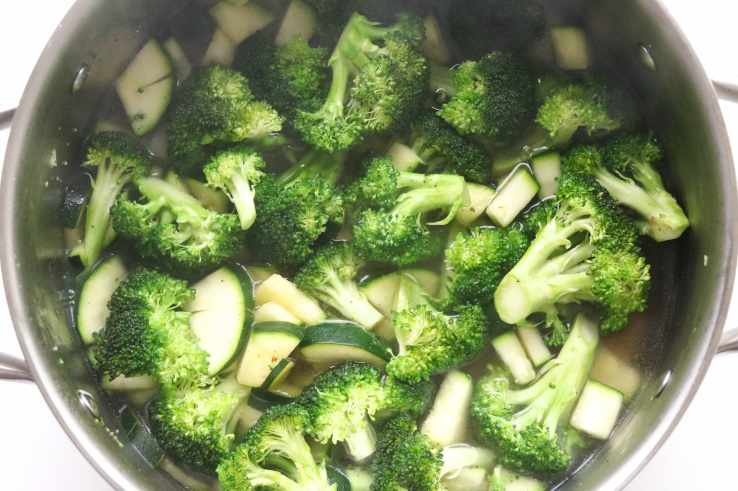 courgette-broccoli-bouillon-koken-chickslovefood
