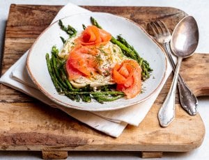 Romige linguine met gerookte zalm