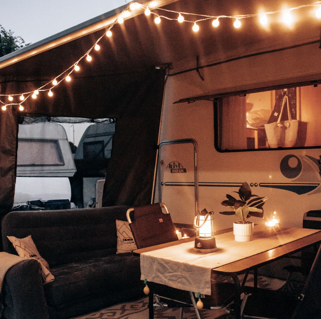 15x kampeer musthaves: van camping naar glamping