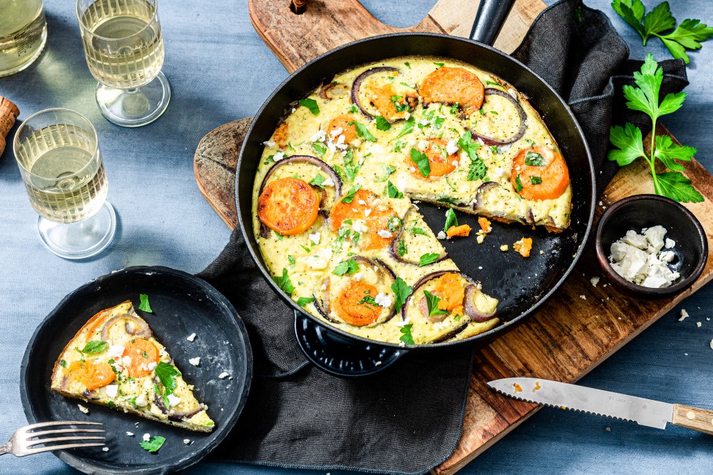 Zoete aardappeltortilla met feta