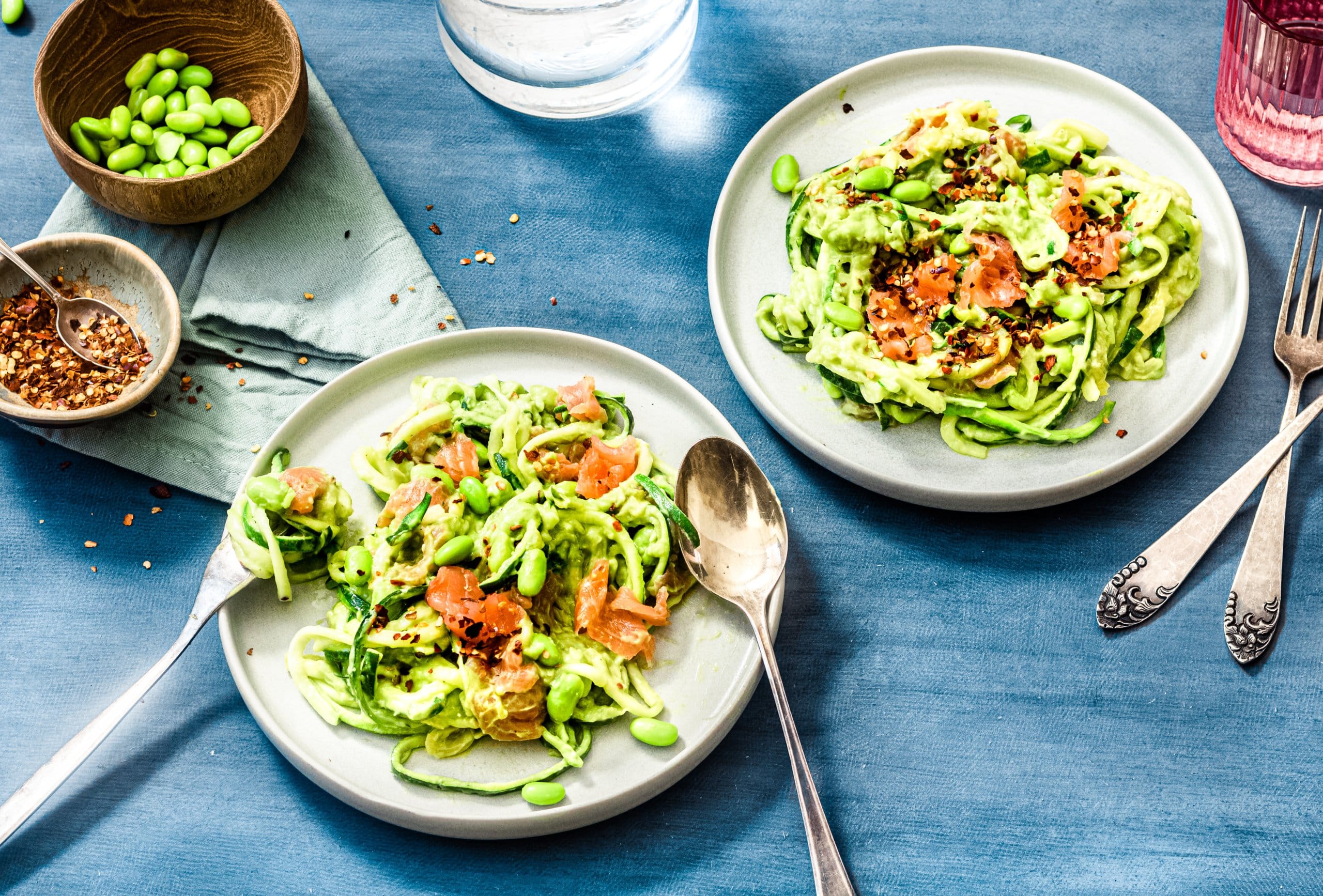 courgiatelle met avocado-limoensaus