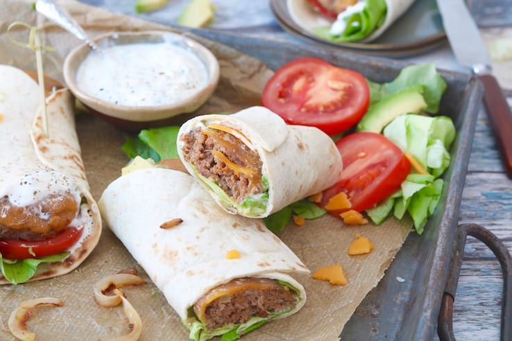 https://chickslovefood.com/resources/uploads/2018/09/cheeseburgerwraps-eindfoto1-chickslovefood.jpg