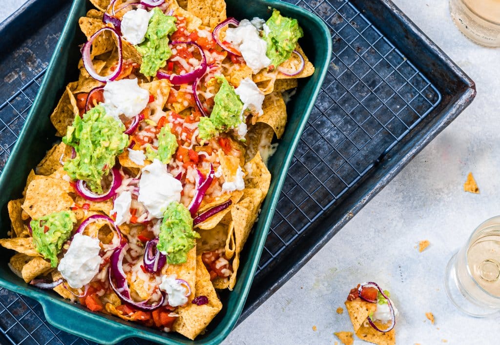 Nacho ovenschotel met zelfgemaakte guacamole