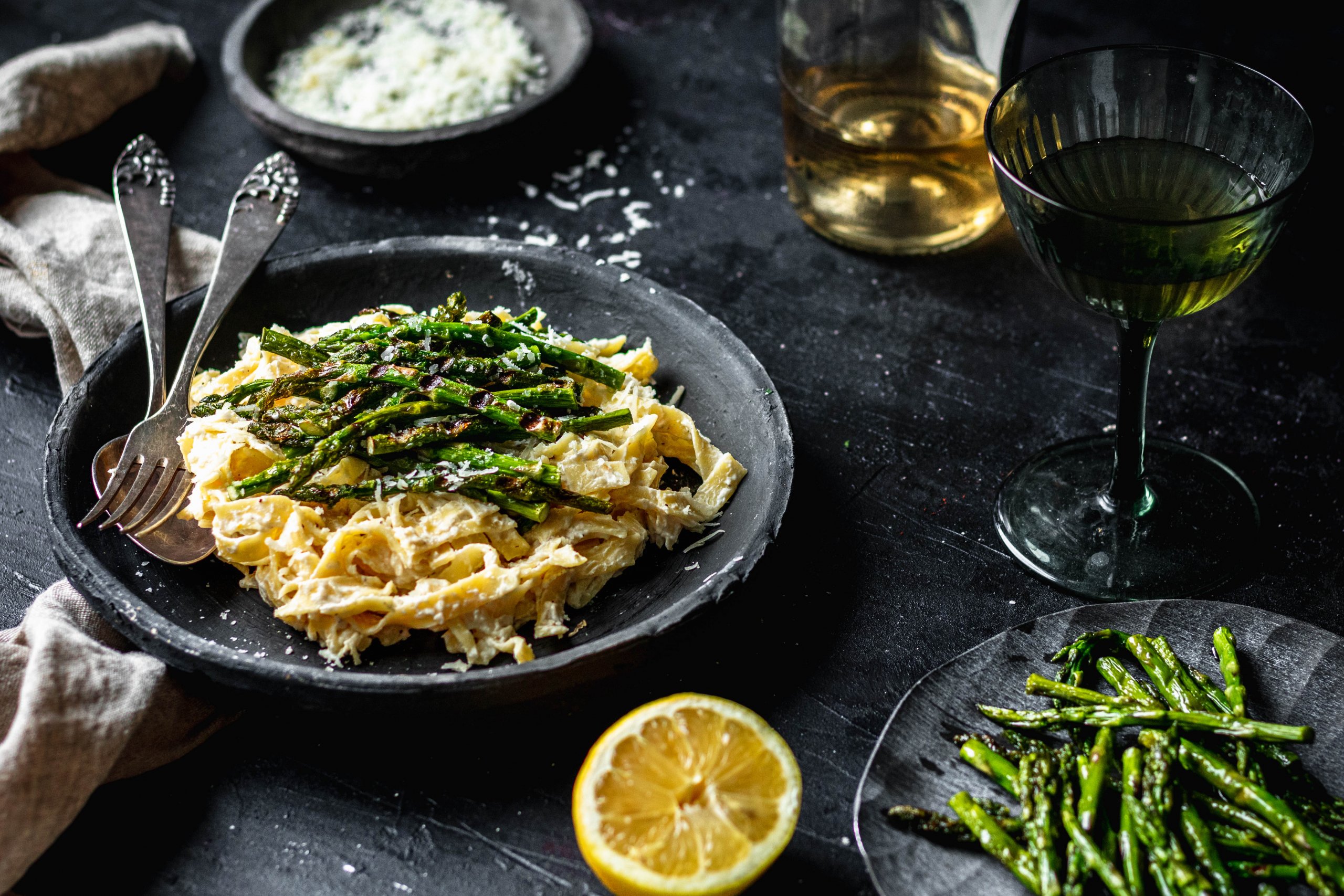 Romige pasta met groene asperges