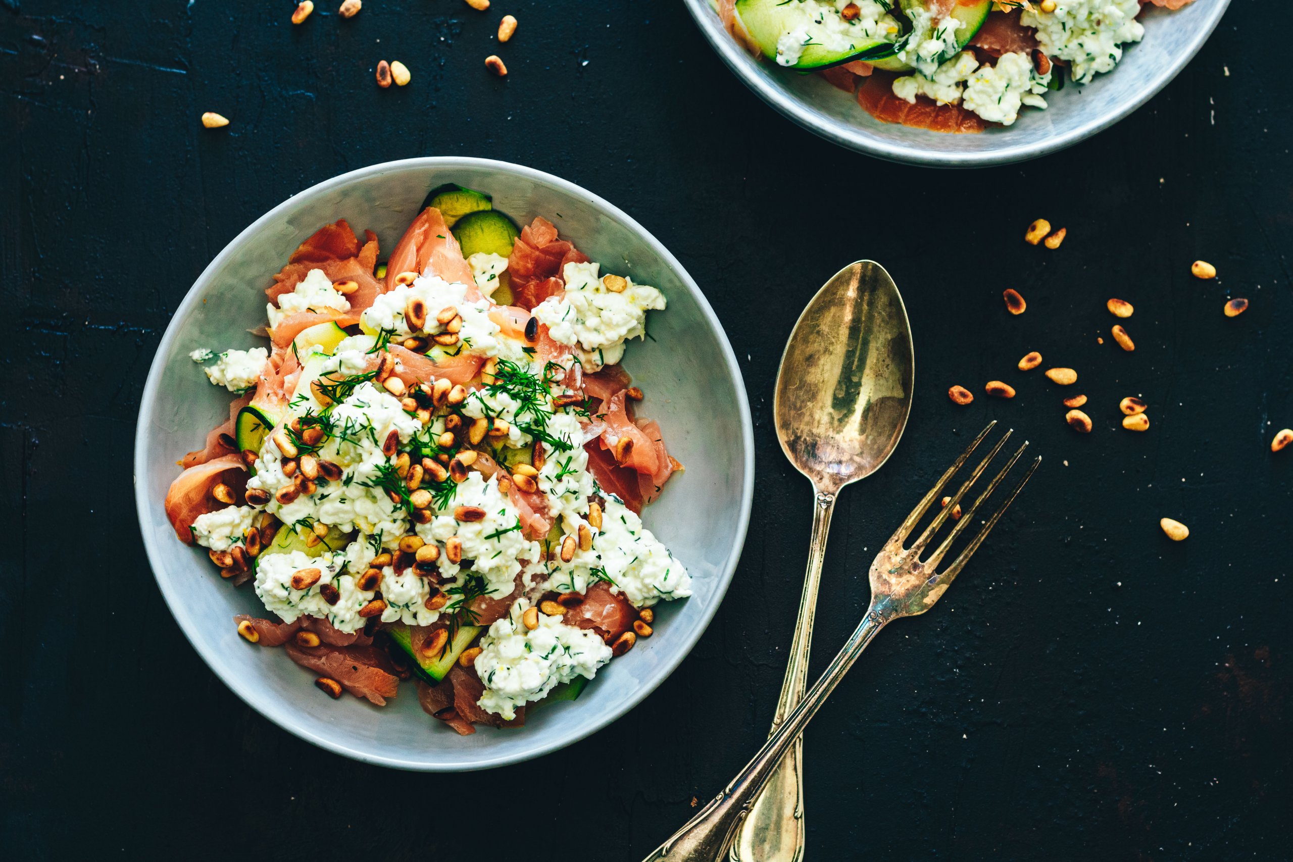 Courgettesalade met gerookte zalm en citroen