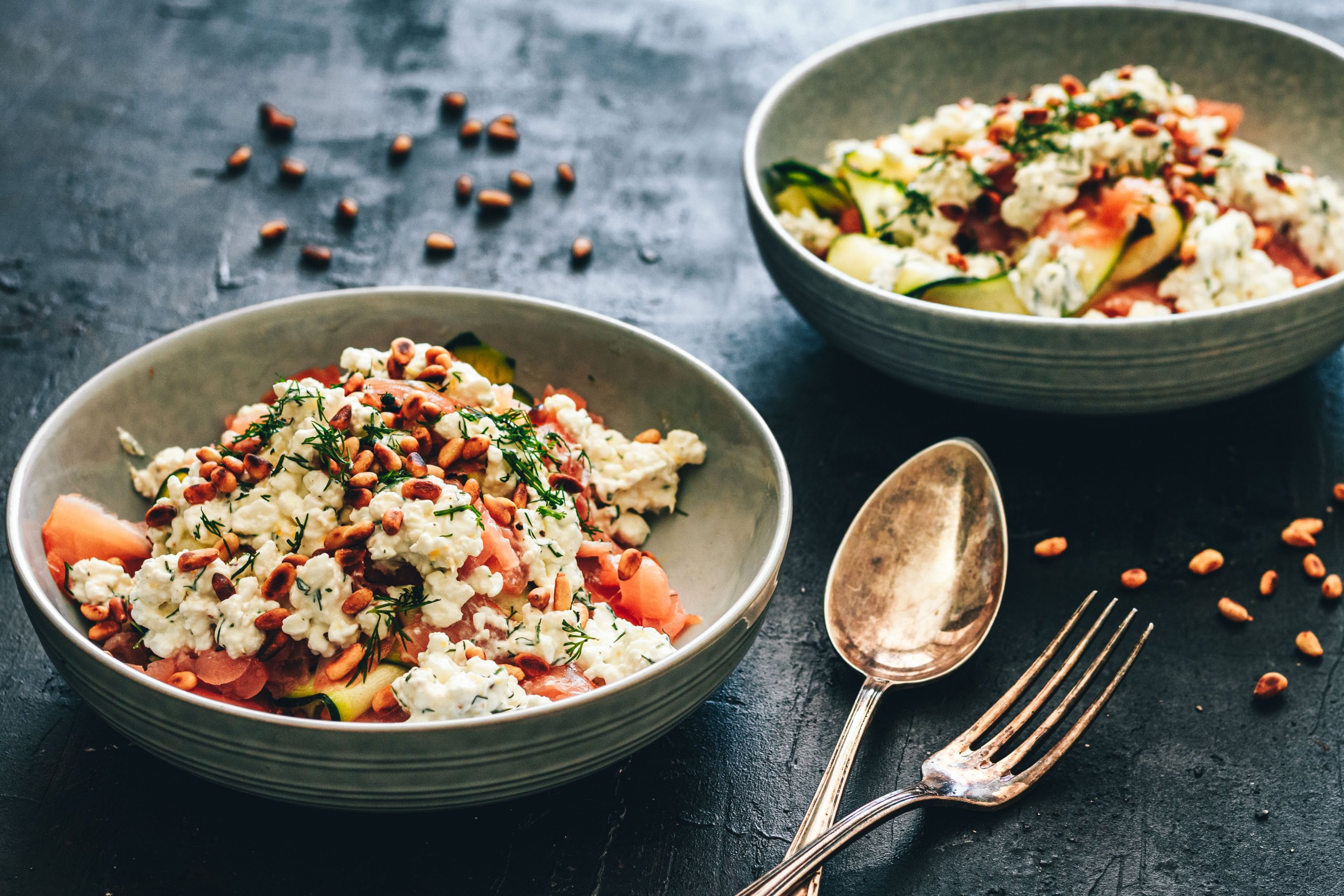 Courgettesalade met gerookte zalm en citroen