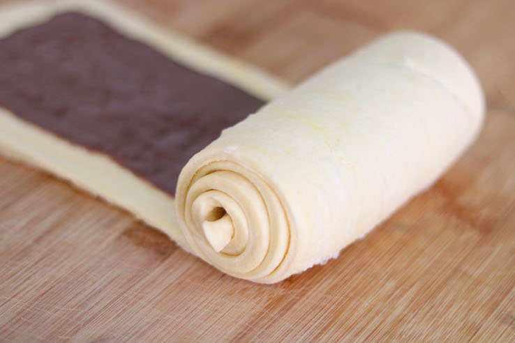 nutella-roll-croissantdeeg - CHICKSLOVEFOOD