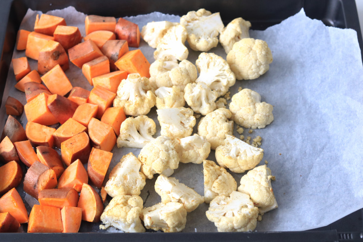 zoete-aardappel-bloemkool-bakplaat-chickslovefood